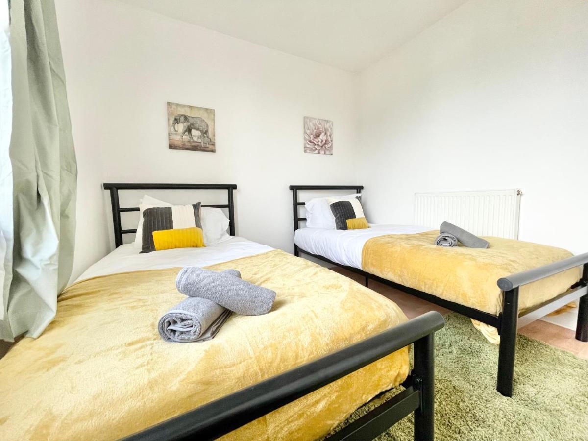 Апартаменты Town Centre Flat- Great For Contractors - Sleeps 4 - Free Parking Саутгемптон Экстерьер фото